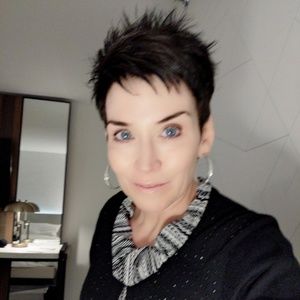 Meet your Posher, Karen